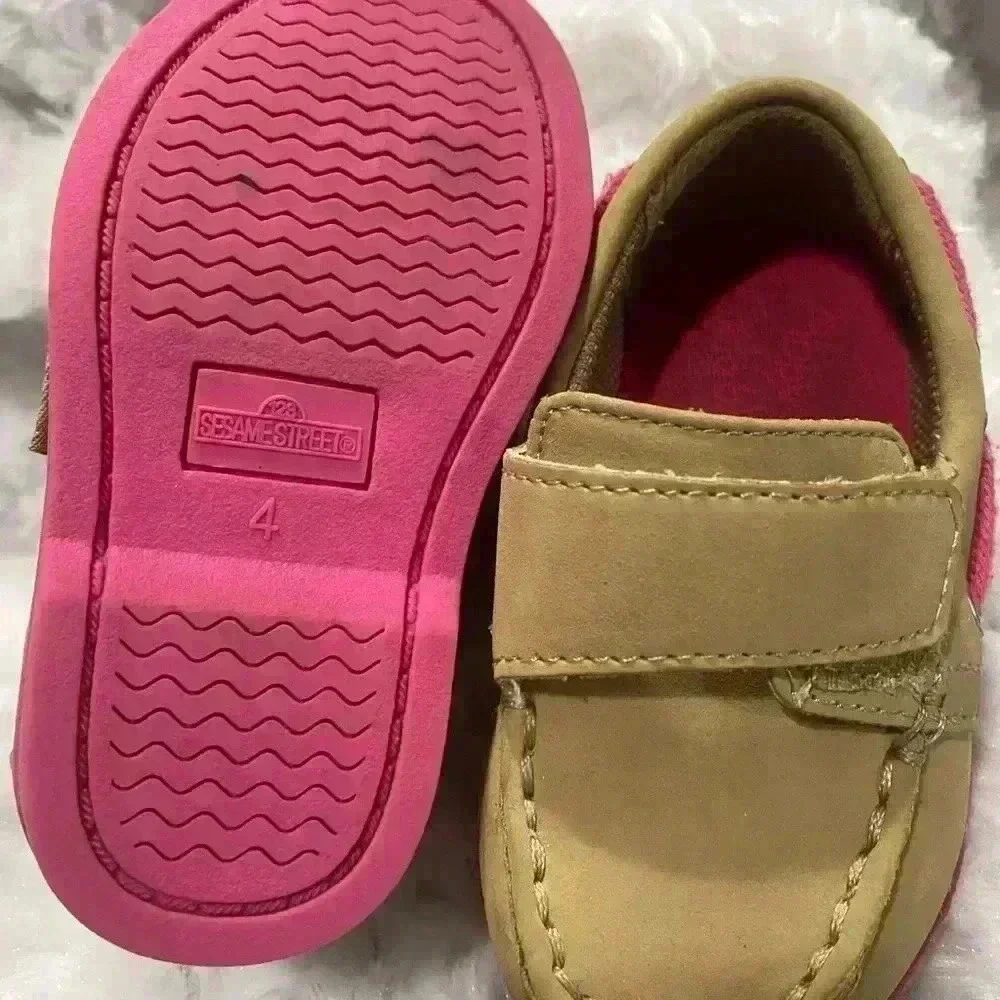 SESAME‎ STREET Abby Cadabby Baby Girl Moccasin's